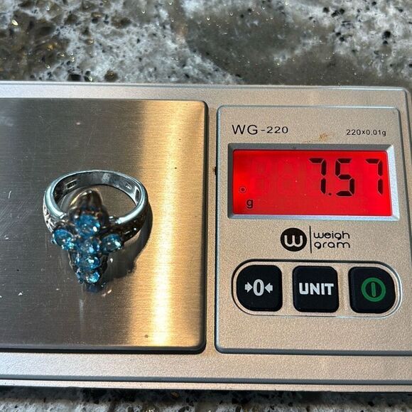 925 Sterling Silver 6 stone Genuine Blue Topaz Cross Ring Sz 9 - Picture 7 of 9